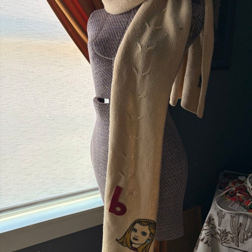 Very Vintage Gap Scarf - Picture 3 of 4